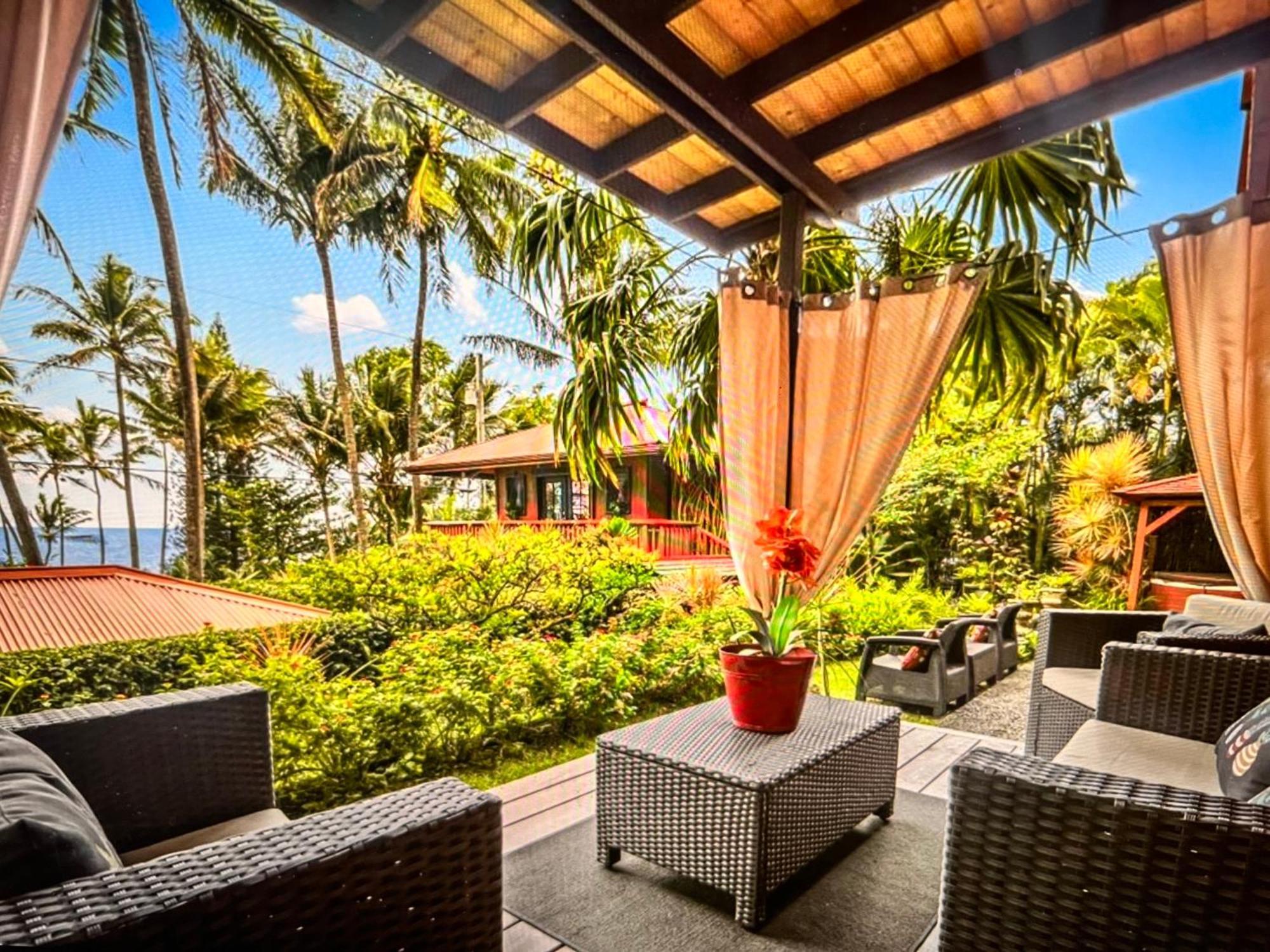 The Bali House And Cottage At Kehena Beach Hawaii Exterior photo